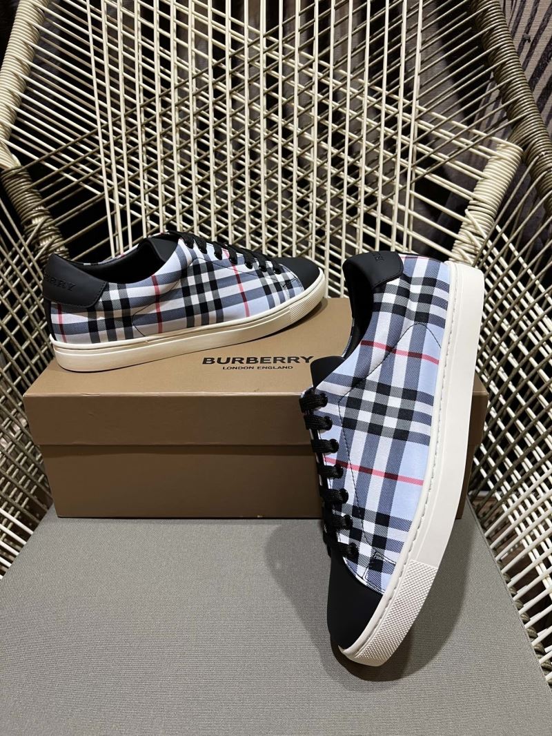 Burberry Low Shoes